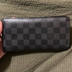 Louis Vuitton Dahmer